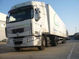 white artic HGV used on a driver cpc course content-cpc-in-vehicle-defensive-driver-training